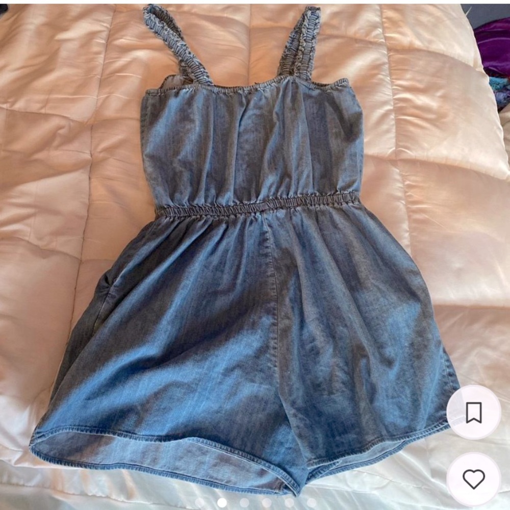 Comfy blue romper with pockets